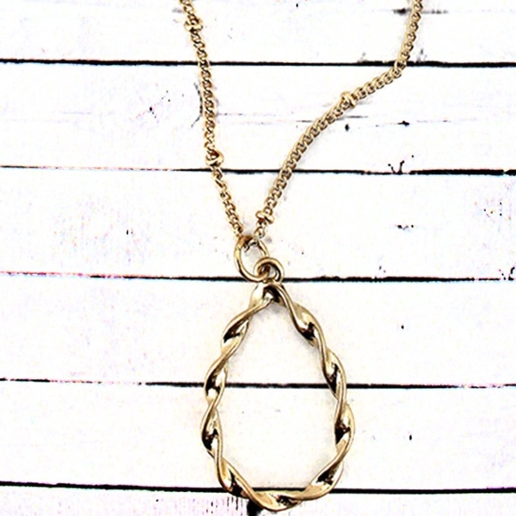 2 /$10- TWISTED GOLDTONE TEARDROP NECKLACE - Picture 1 of 1